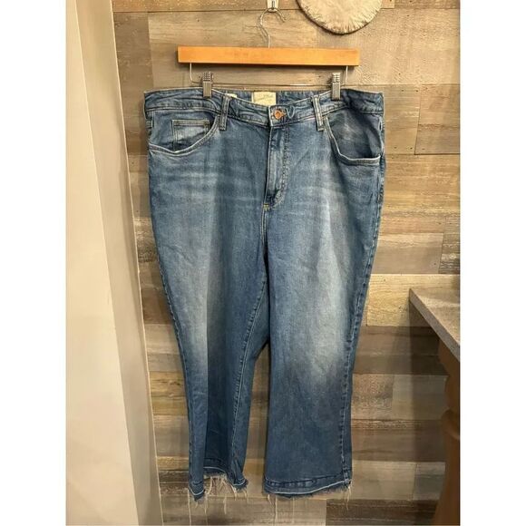 Universal Threads ankle bootcut lightweight rough hem jeans 17 - Picture 1 of 8